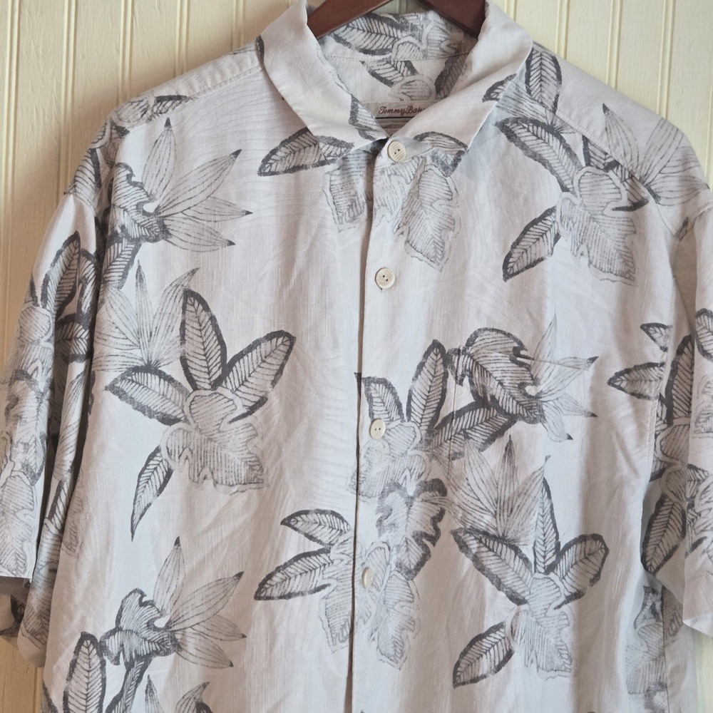 Tommy Bahama Shirt Mens XL White Floral Short Sleeve Silk Button Up Tropical